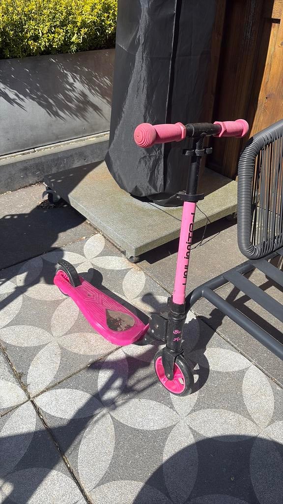 Meisjes step, Bandits & Angels, Fietsen en Brommers, Steps, Ophalen, Gebruikt, Gewone step