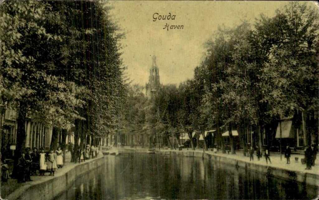 Gouda - Haven - met bomen langs kade, Ophalen of Verzenden, Voor 1920, Gelopen, Zuid-Holland