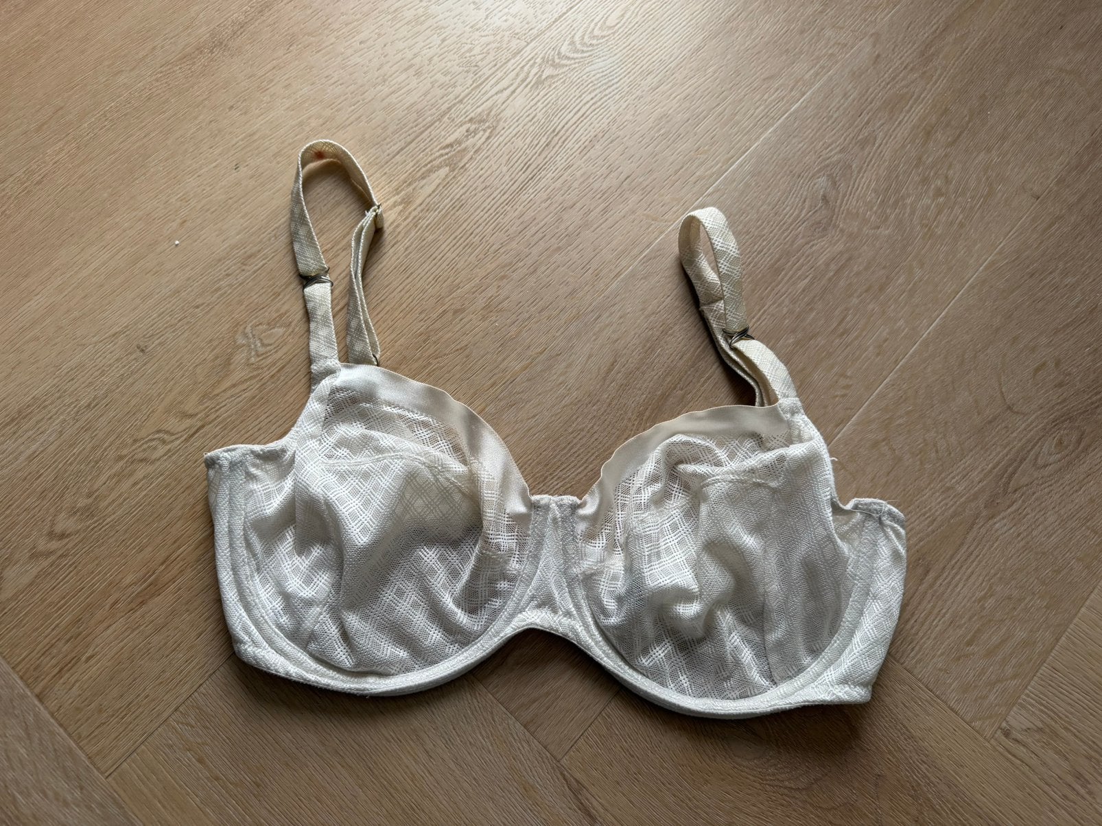 Witte / crème kleurige bh van Marie Jo maat 75F, Ophalen of Verzenden, Wit, BH