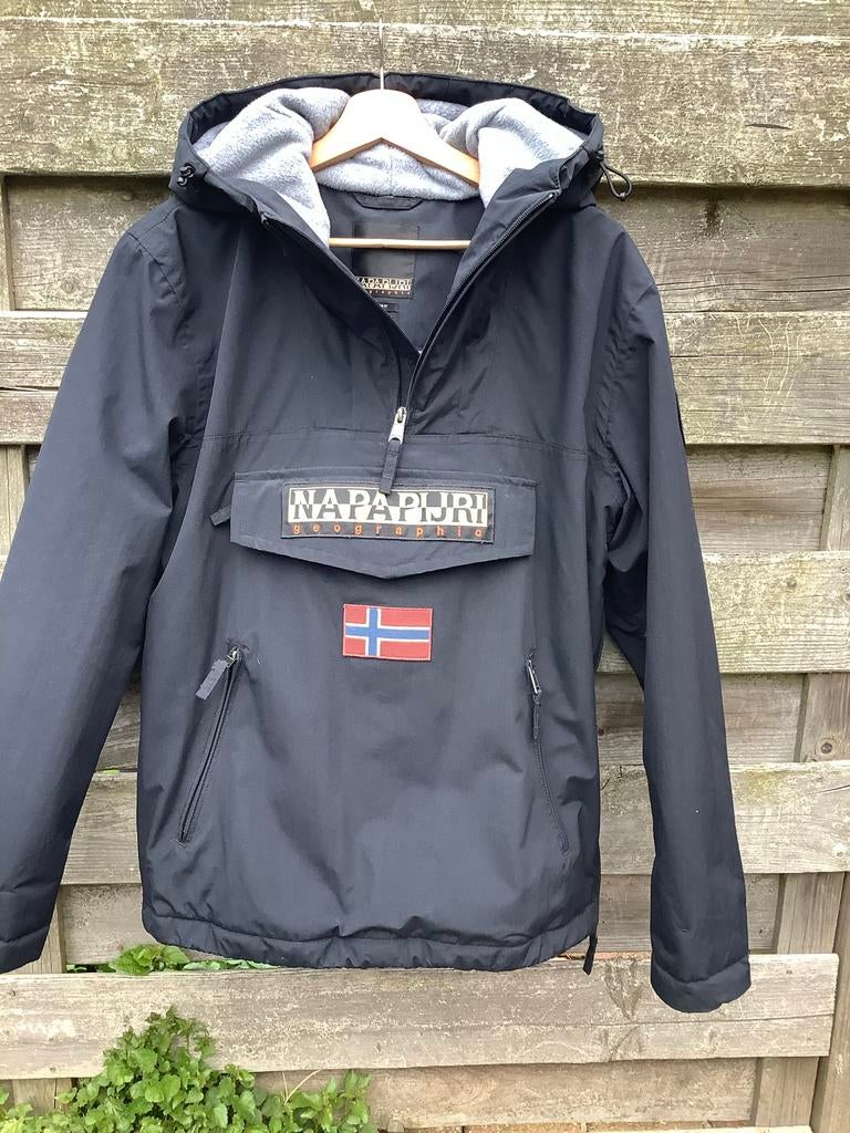 Napapijri Geographic winterjas maat M, Kleding | Dames, Jassen | Winter, Ophalen, Gedragen, Maat 38/40 (M), Zwart