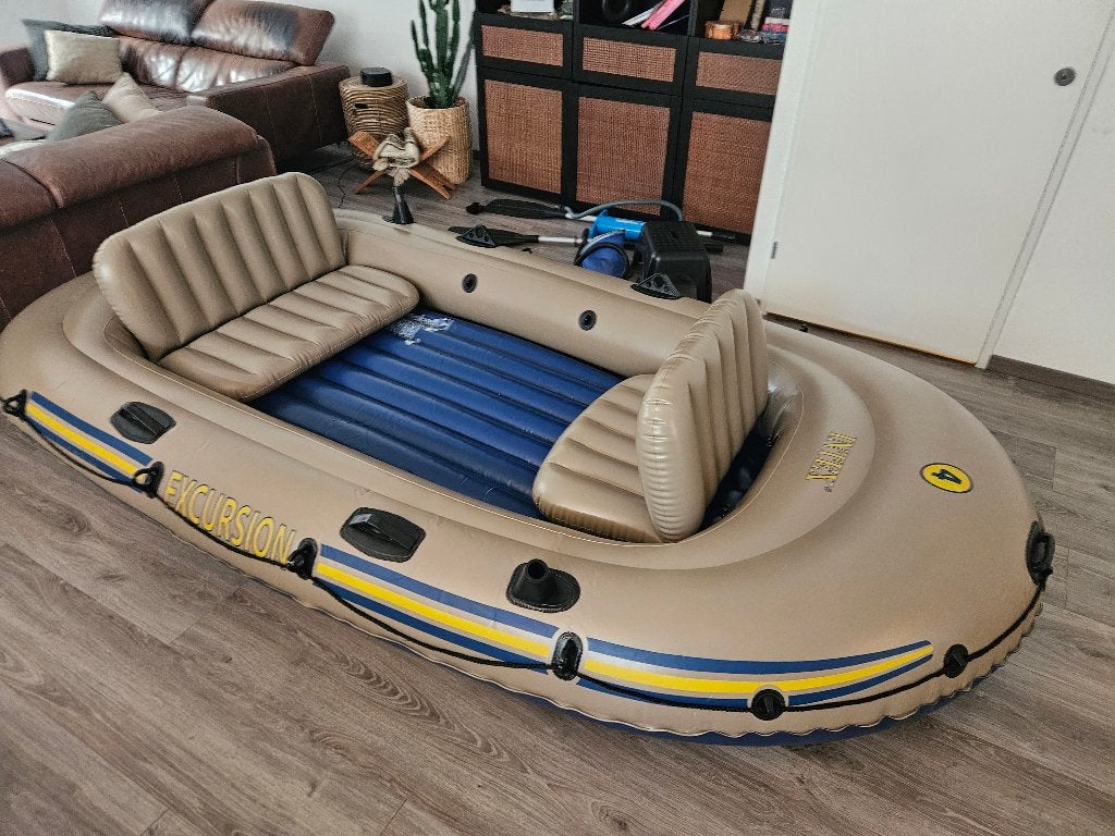 Intex Excursion 4 opblaasboot, Drie personen of meer, Overige typen, Ophalen of Verzenden, Zo goed als nieuw