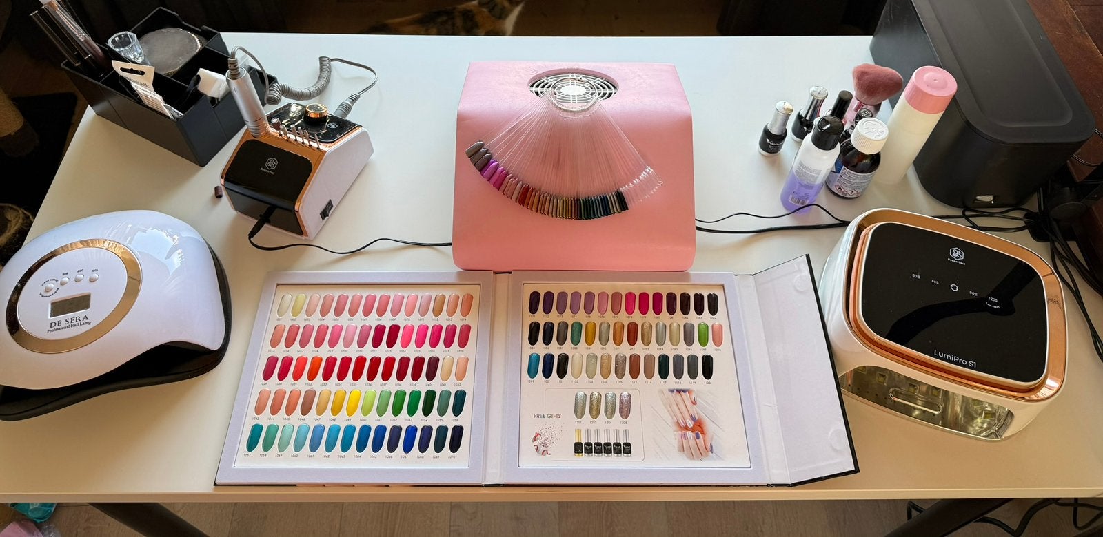 Complete nagelstyliste uitrusting met alles erop en eraan, Overige kleuren, Ophalen of Verzenden, Zo goed als nieuw, Handen en Nagels