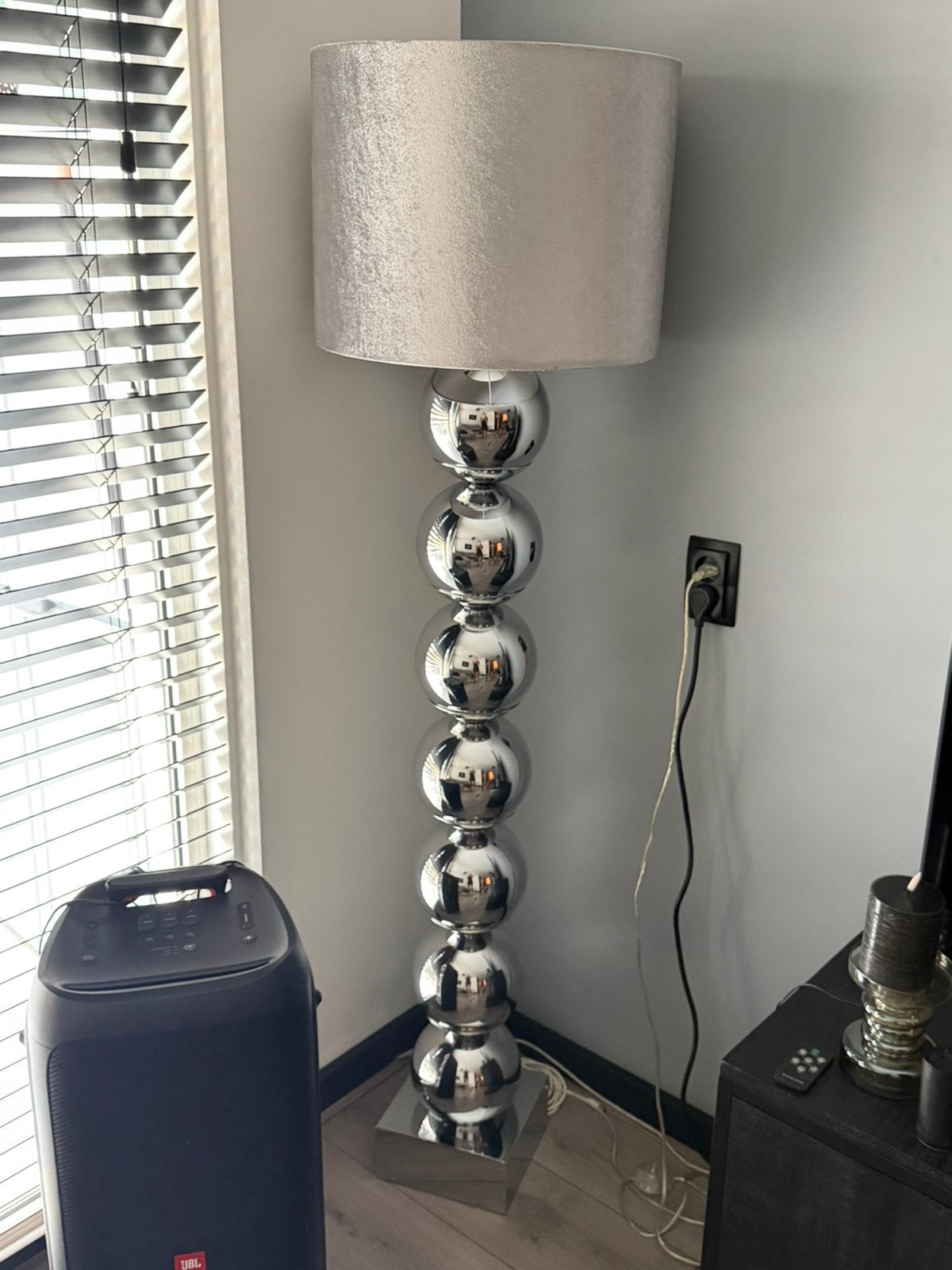 Vloerlamp bollelamp zilver/grijs eric kuster style, Ophalen, Zo goed als nieuw, 150 tot 200 cm