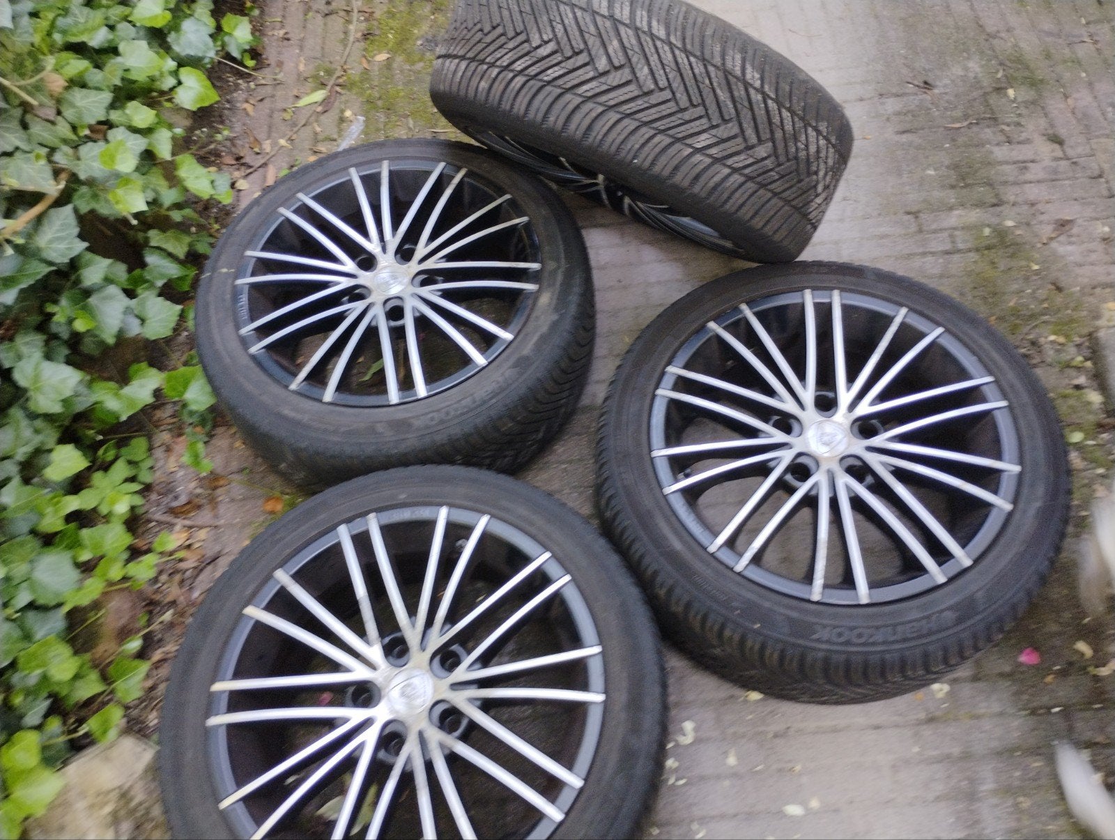Velgen BMW 3 serie 17 inch Hankook all seasons, Auto-onderdelen, Banden en Velgen, Ophalen, 17 inch, All Season, 225 mm