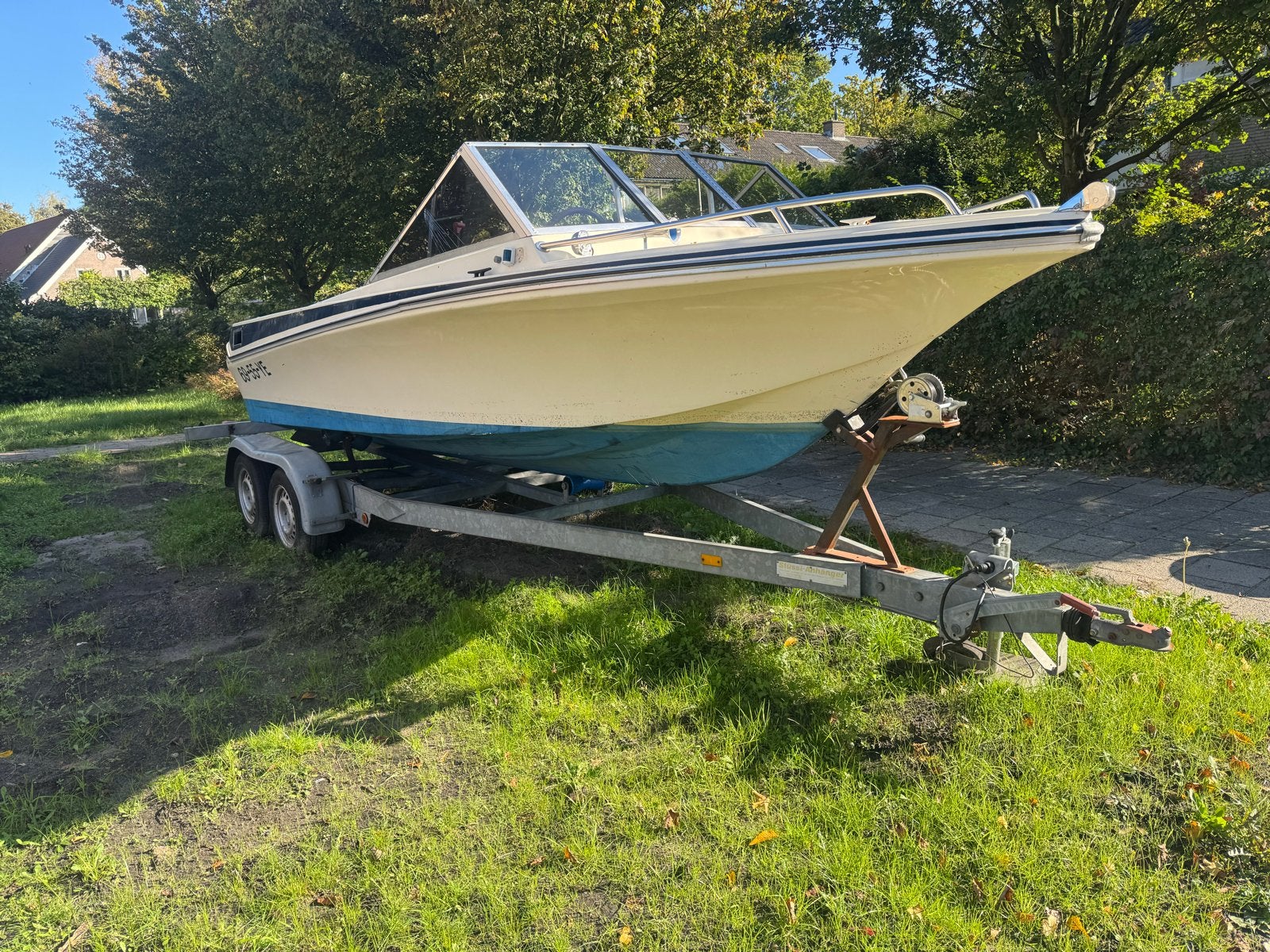 Projectboot met trailer en onderdelen - 165pk motor, Ophalen, Gebruikt, Motor en Techniek, Motorboot