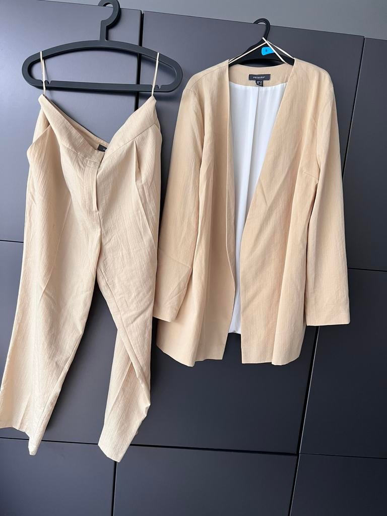 BEIGE PRIMARK KOSTUUM MANTELPAK PAK BROEK BLAZER MAAT 46 XL, Kostuum of Pak, Beige, Maat 46/48 (XL) of groter, Ophalen of Verzenden