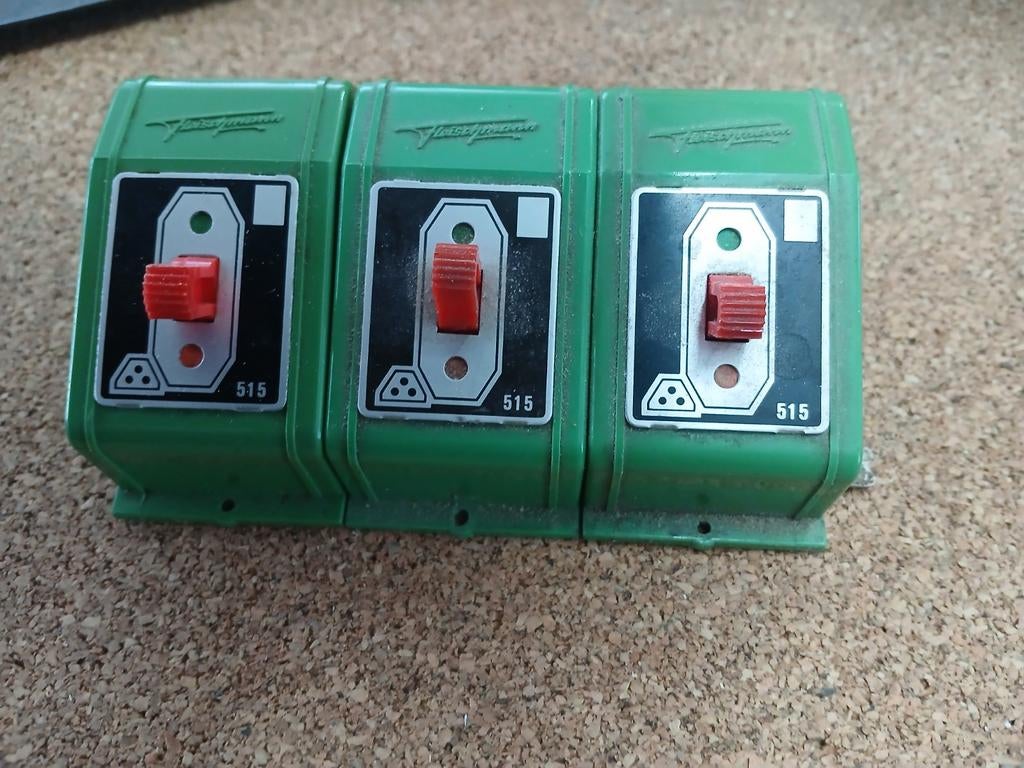3 stuks Fleischmann schakelaars (gebruikt), Hobby en Vrije tijd, Modeltreinen | H0, Ophalen of Verzenden