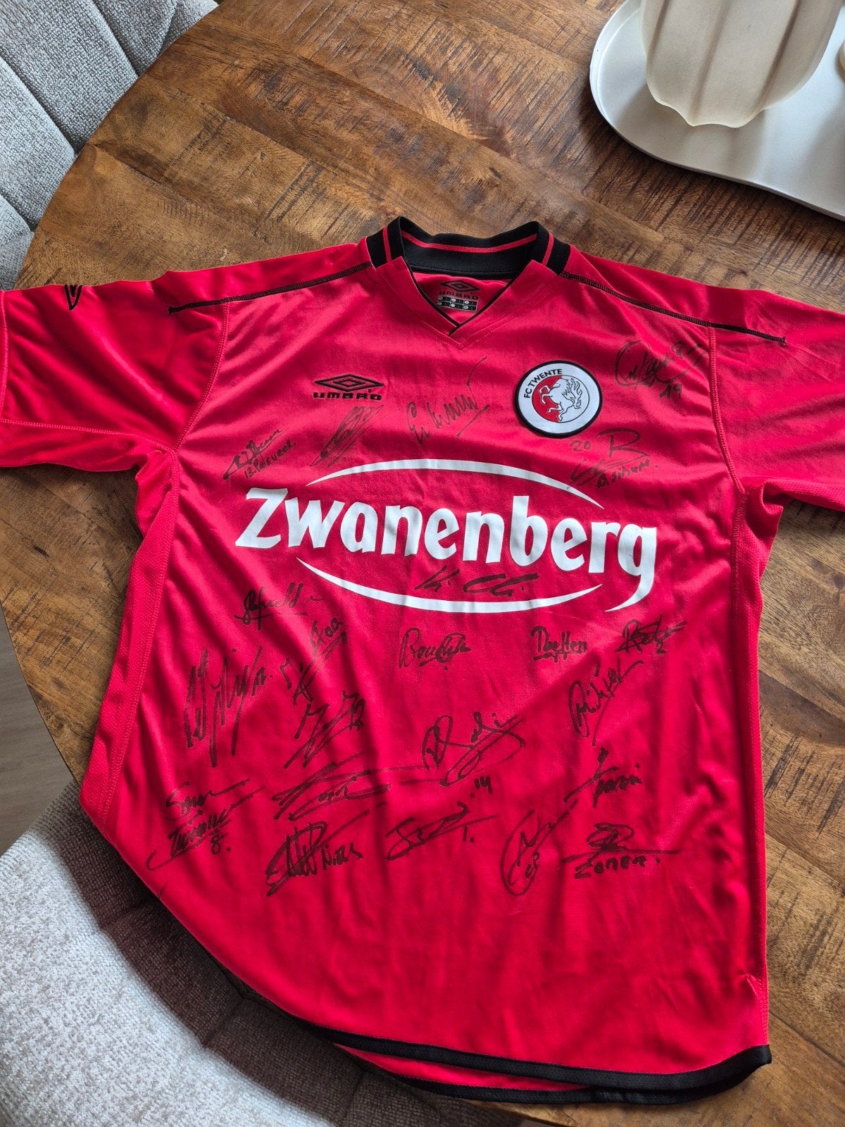 FC Twente shirt met originele handtekeningen (ca. 2005), Verzamelen, Ophalen of Verzenden, Gebruikt, F.C. Twente, Shirt