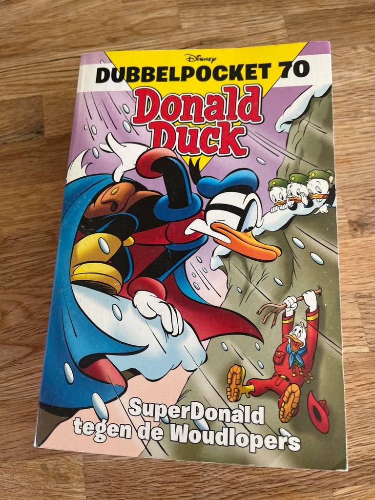 Donald Duck Dubbelpocket 70: SuperDonald tegen de Woudlopers, Boeken, Stripboeken, Eén stripboek, Ophalen of Verzenden, Gelezen