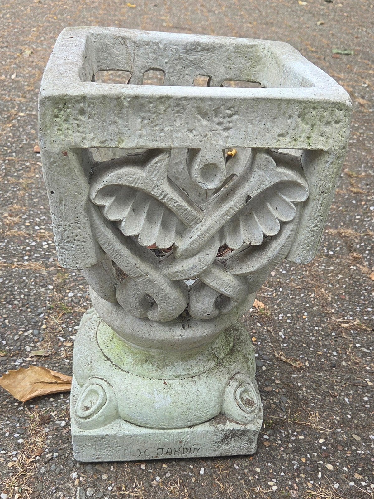 Decoratieve betonnen ornament ca. 40 cm hoog, Tuin en Terras, Ophalen, Gebruikt, Balkon, Overige vormen