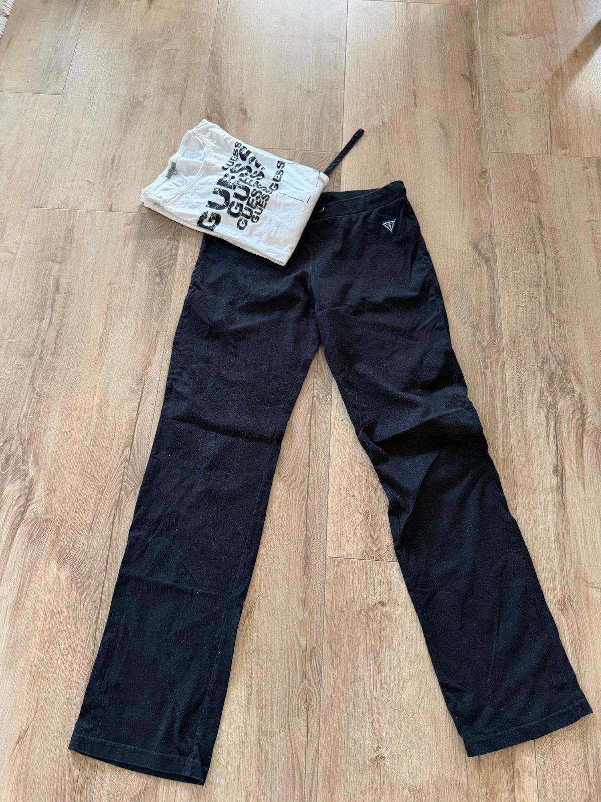 Guess longsleeve en broek - Maat L, Wit, Maat 42/44 (L), Ophalen of Verzenden, Lange mouw