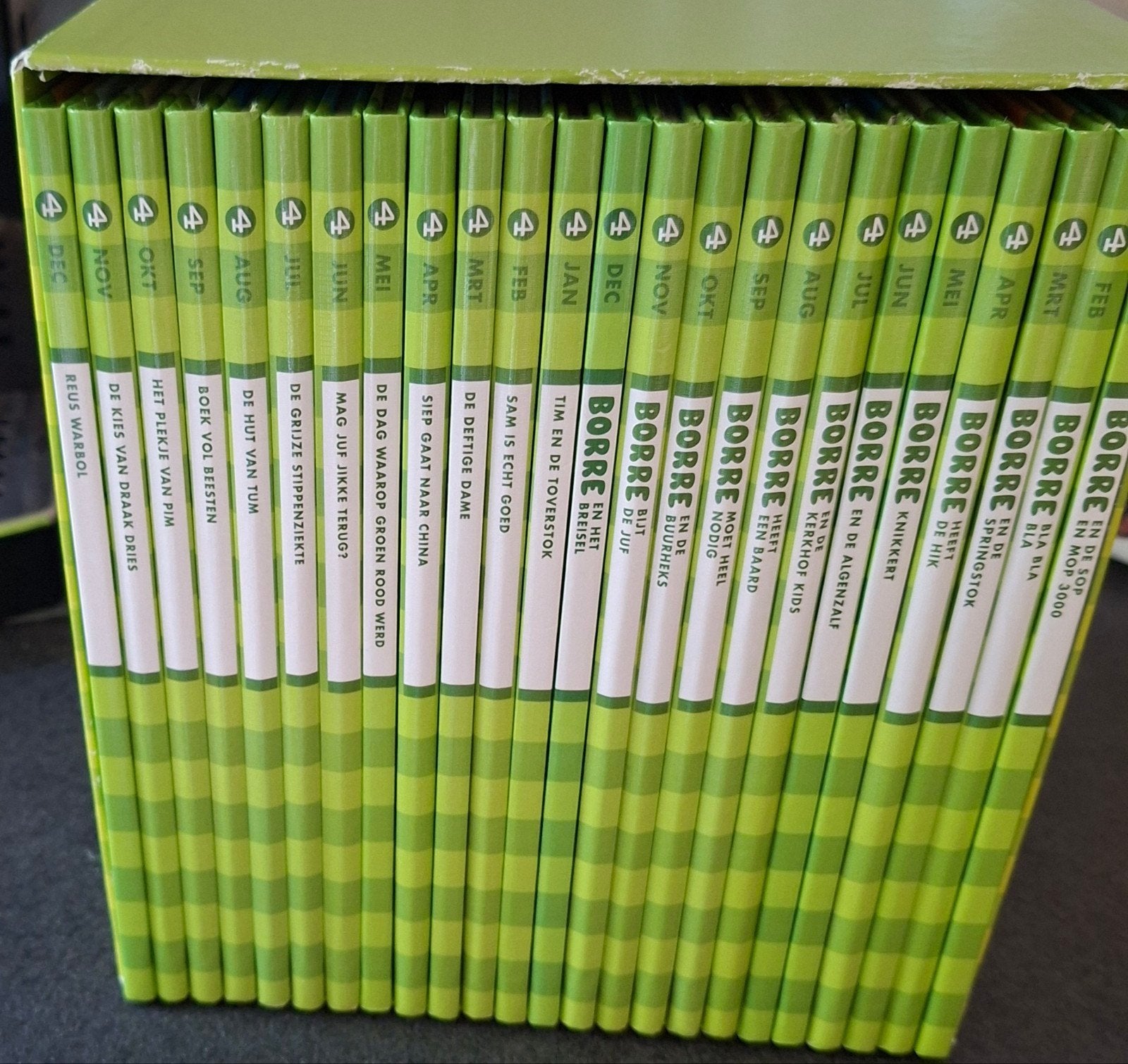 Complete serie Borre leesclub groep 4, Ophalen of Verzenden, Zo goed als nieuw, Fictie algemeen