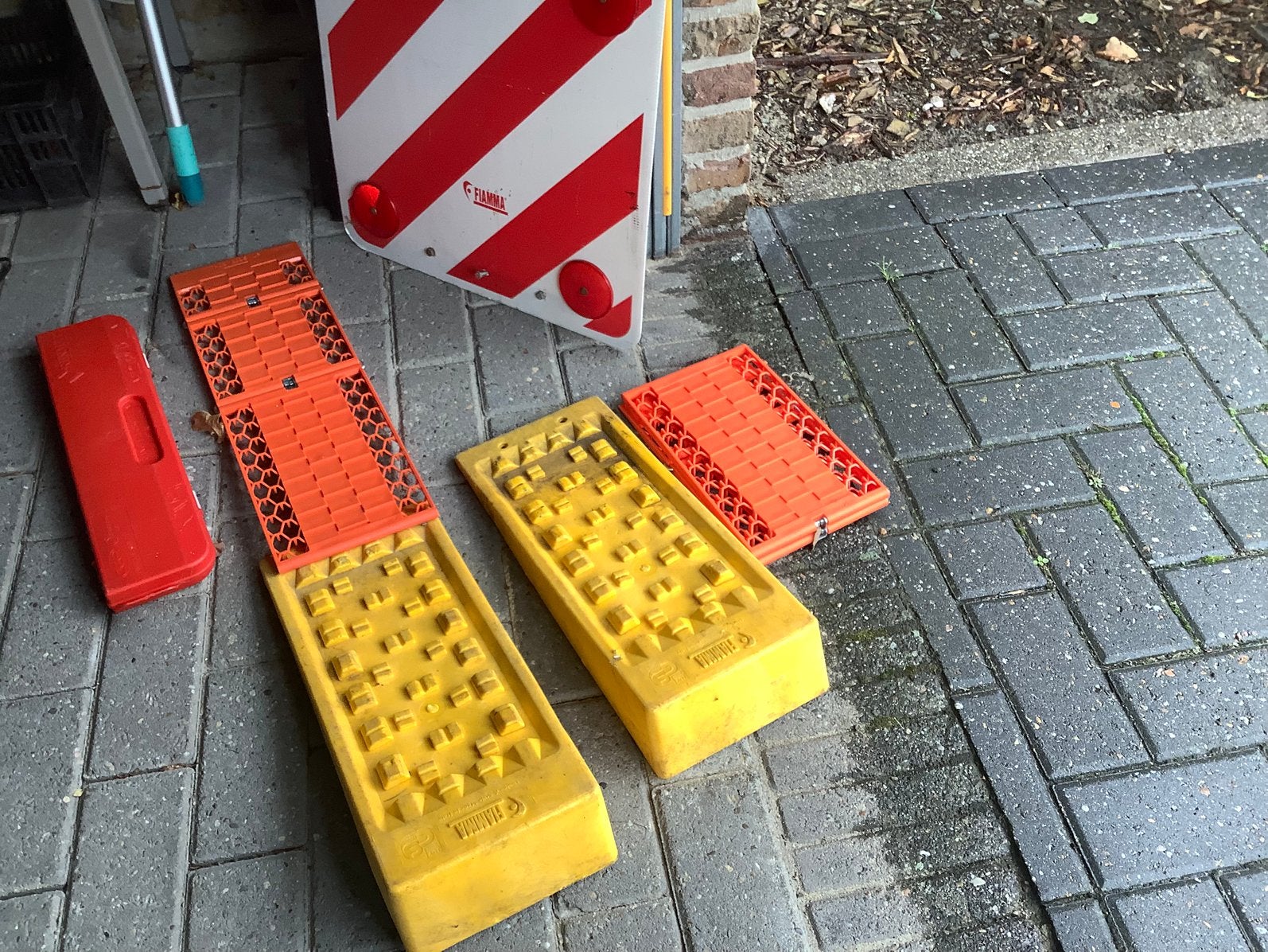 Oprijblokken/platen en gevarenbord fietsdrager, Ophalen of Verzenden