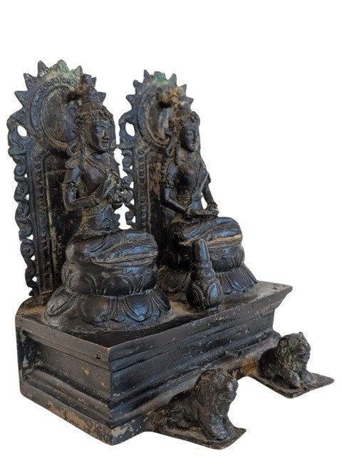 Nepalees huisaltaar met Shiva en Parvati – 035, Huis en Inrichting, Woonaccessoires | Boeddhabeelden, Gebruikt, Ophalen of Verzenden