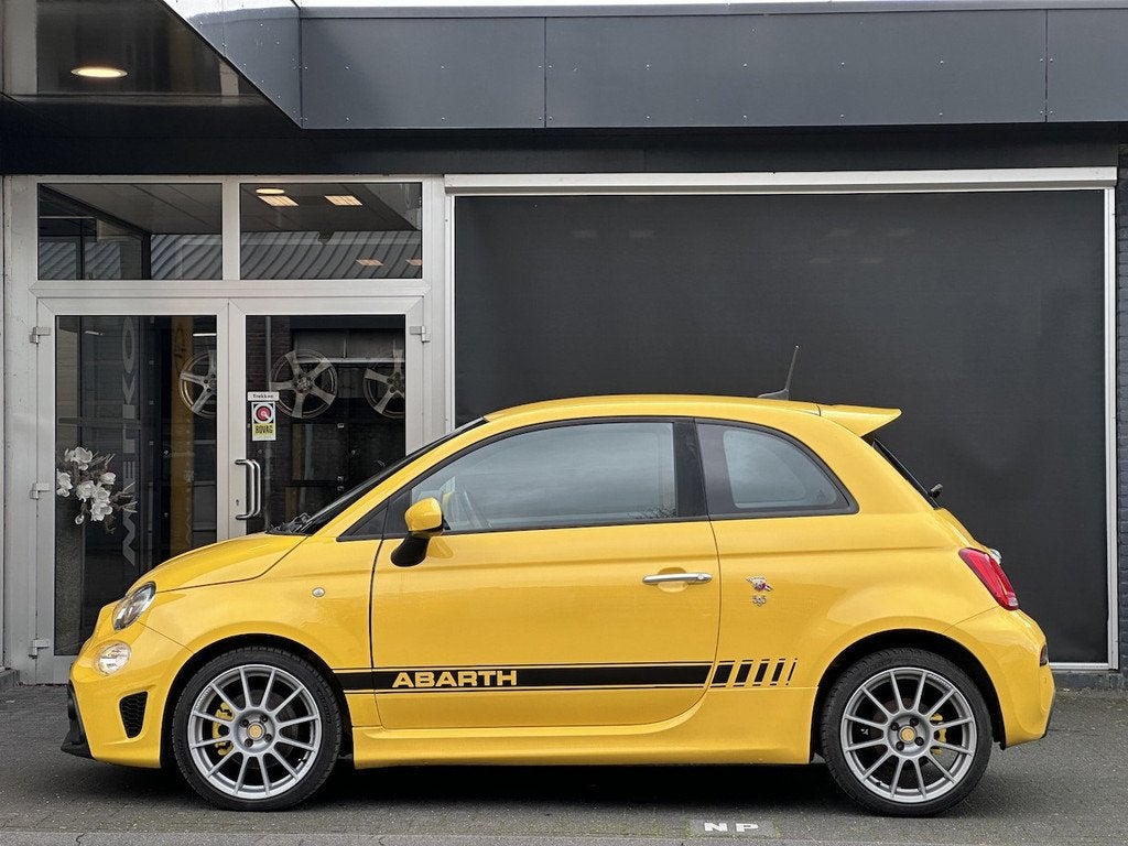 Fiat 500 1.4 T-Jet Abarth 595 DAB / AIRCO / NAVI, Auto's, Fiat, Voorwielaandrijving, Gebruikt, Euro 6, Bedrijf