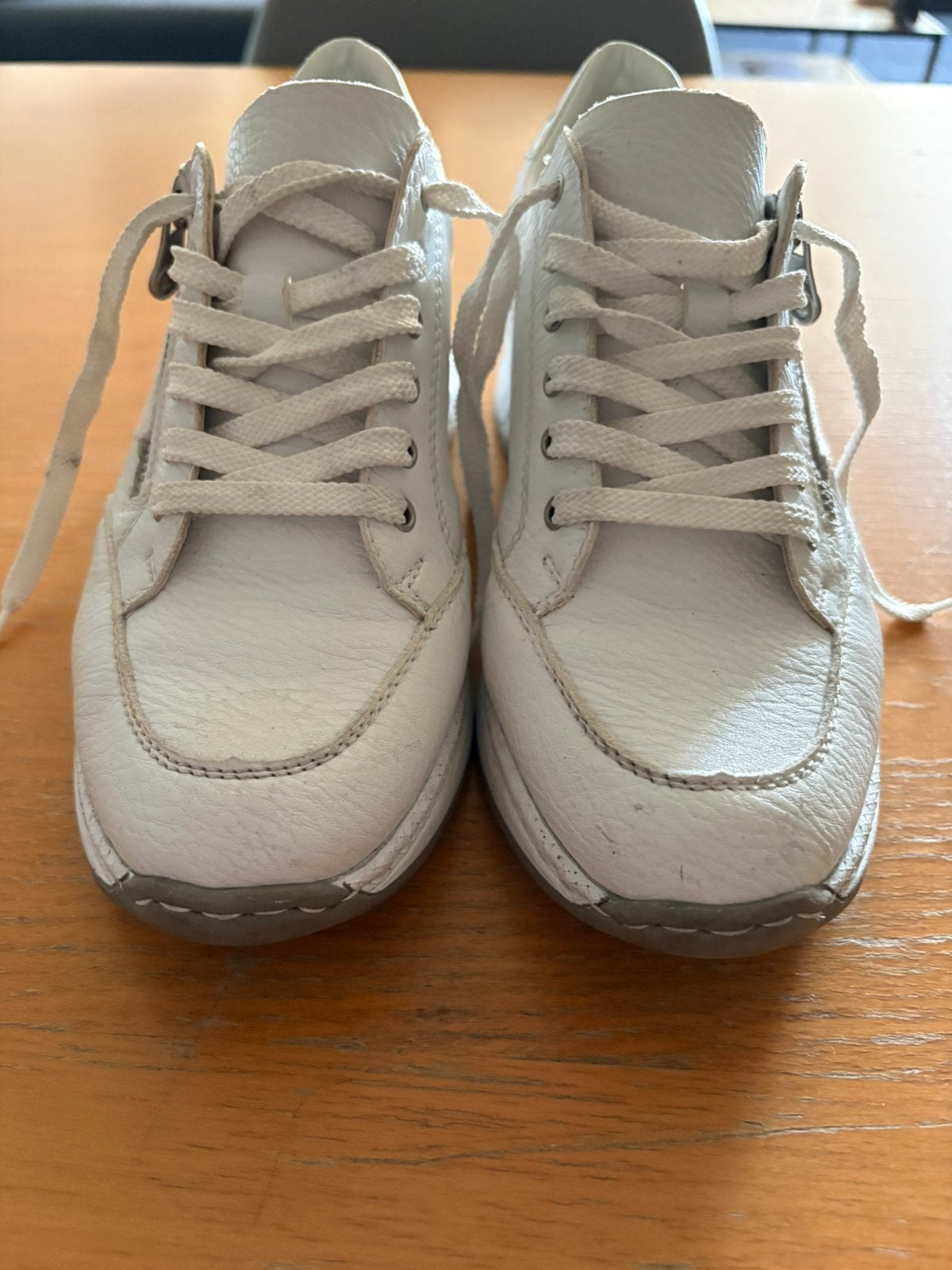 Rieker maat 39, Wit, Ophalen of Verzenden, Sneakers of Gympen, Gedragen