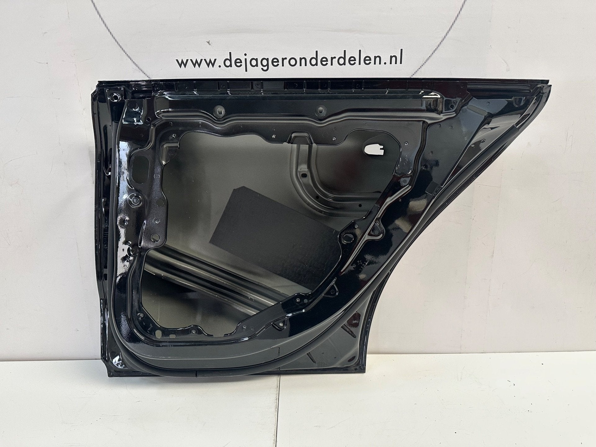 MERCEDES CLA A118 W118 DEUR PORTIER RECHTSACHTER A1187320600, Auto-onderdelen, Gebruikt, Mercedes-Benz AG, Deur, Mercedes-Benz