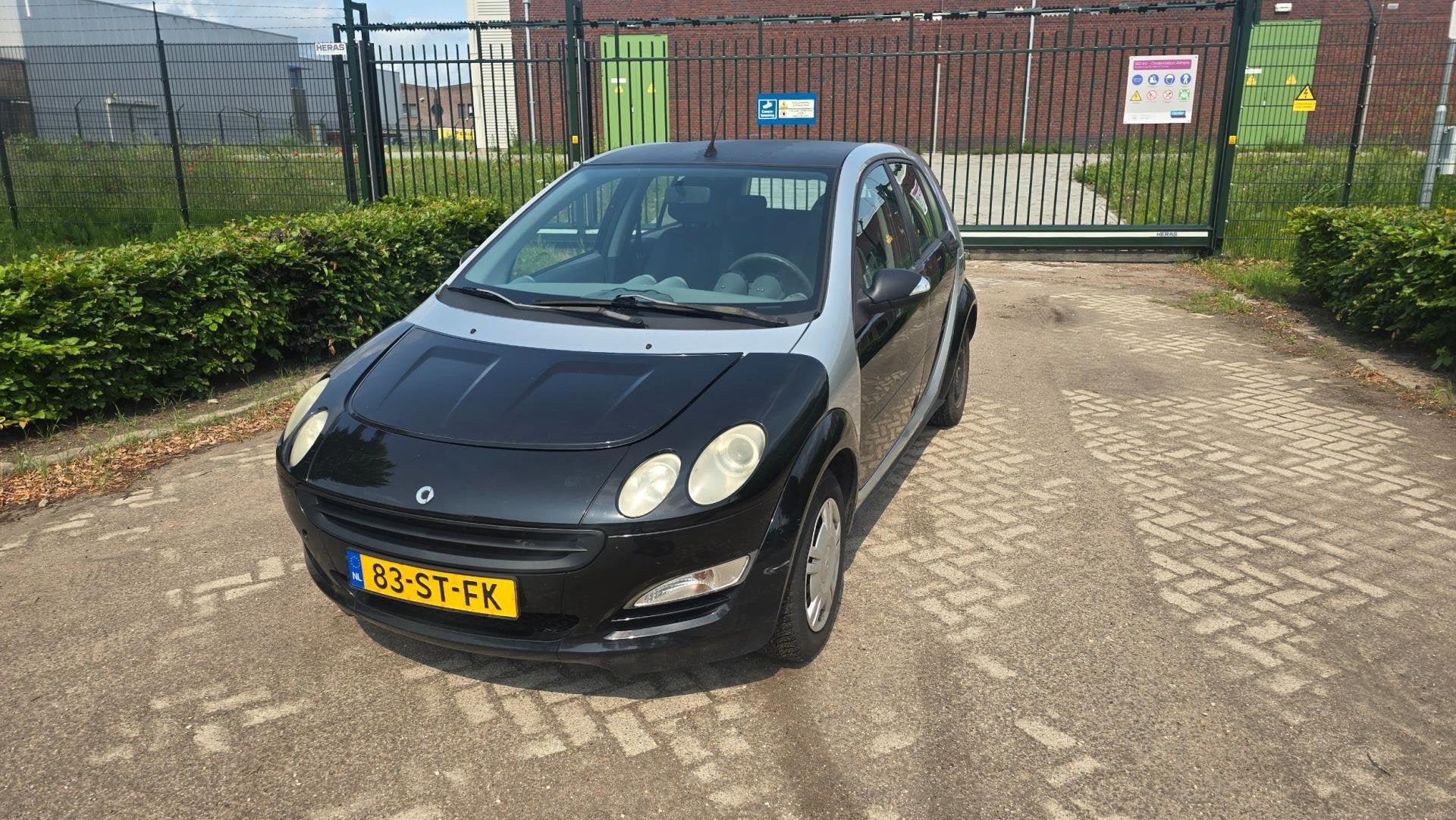 Smart Forfour 1.1 pure NIEUWE APK BIJ AFLEVERING!, Auto's, Voorwielaandrijving, Gebruikt, ForFour, Origineel Nederlands