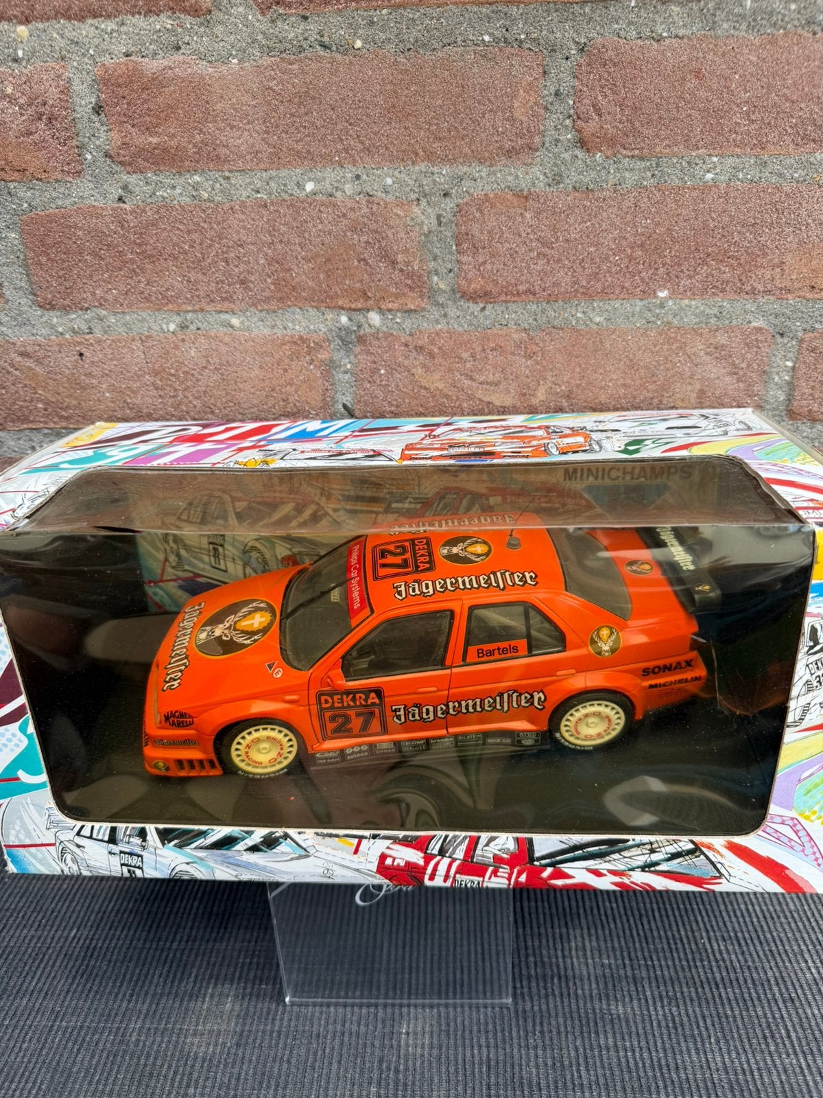 1:18 UT/Minichamps Alfa Romeo 155 V6 ti DTM #27 Bartels.65,-, Ophalen of Verzenden, Zo goed als nieuw, MiniChamps