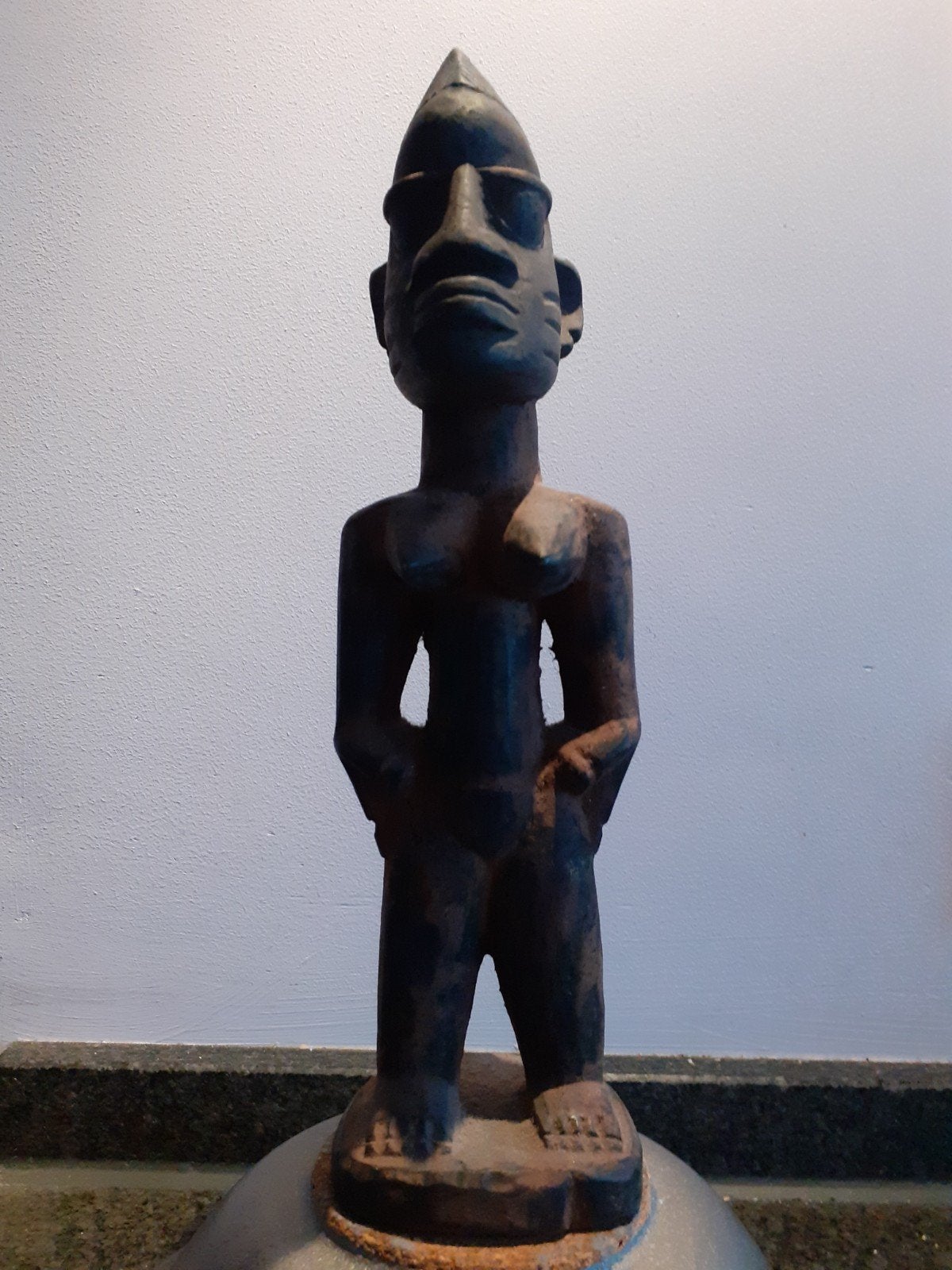 Afrikaans houten beeld - Vrouwenfiguur, Hout, Gesneden, Afrika, 29 cm