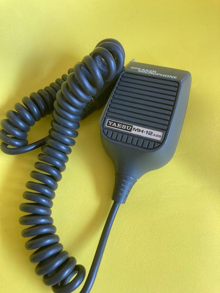Yaesu mh12 a2b microfoon, Telecommunicatie, Ophalen of Verzenden, Zo goed als nieuw, Zender