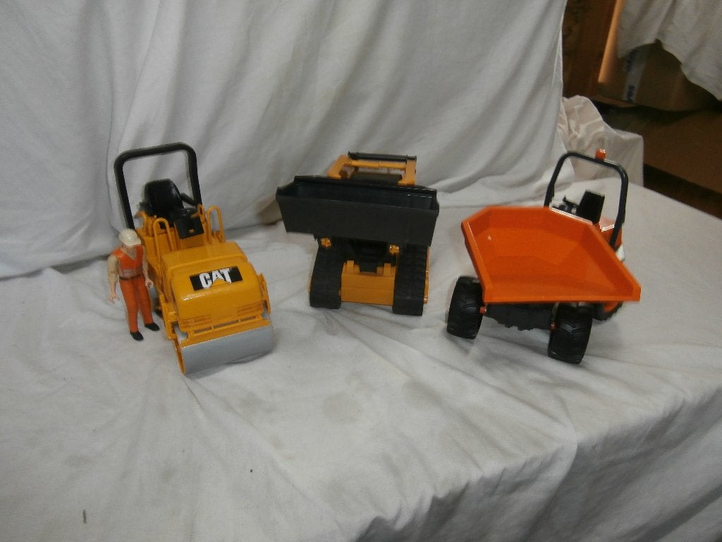 Bruder diverse bouwmachines en speelfiguur, Ophalen, Zo goed als nieuw