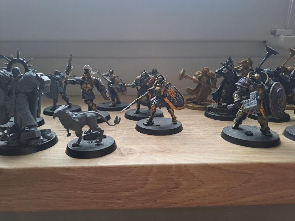 Stormcast army, Hobby en Vrije tijd, Wargaming, Figuurtje(s), Warhammer, Ophalen of Verzenden, Zo goed als nieuw