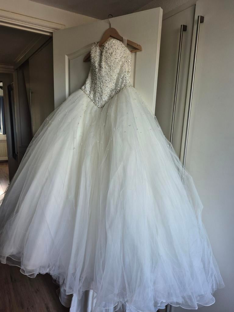 Morilee Strapless Trouwjurk met Hoepel maat 36, Ophalen, Zo goed als nieuw, Wit, Trouwjurk