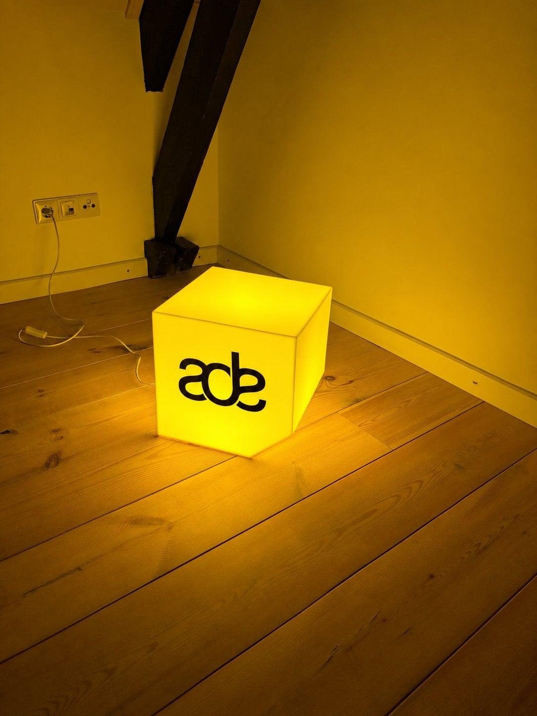 ADE Kubus Blok Lamp, Overige merken, Gebruikt, Kunststof, Geel