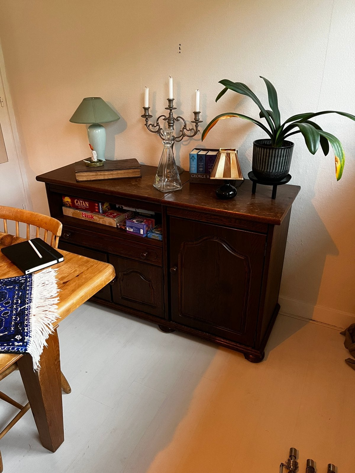 massief eikenhouten dressoir, Ophalen, Zo goed als nieuw, 25 tot 50 cm