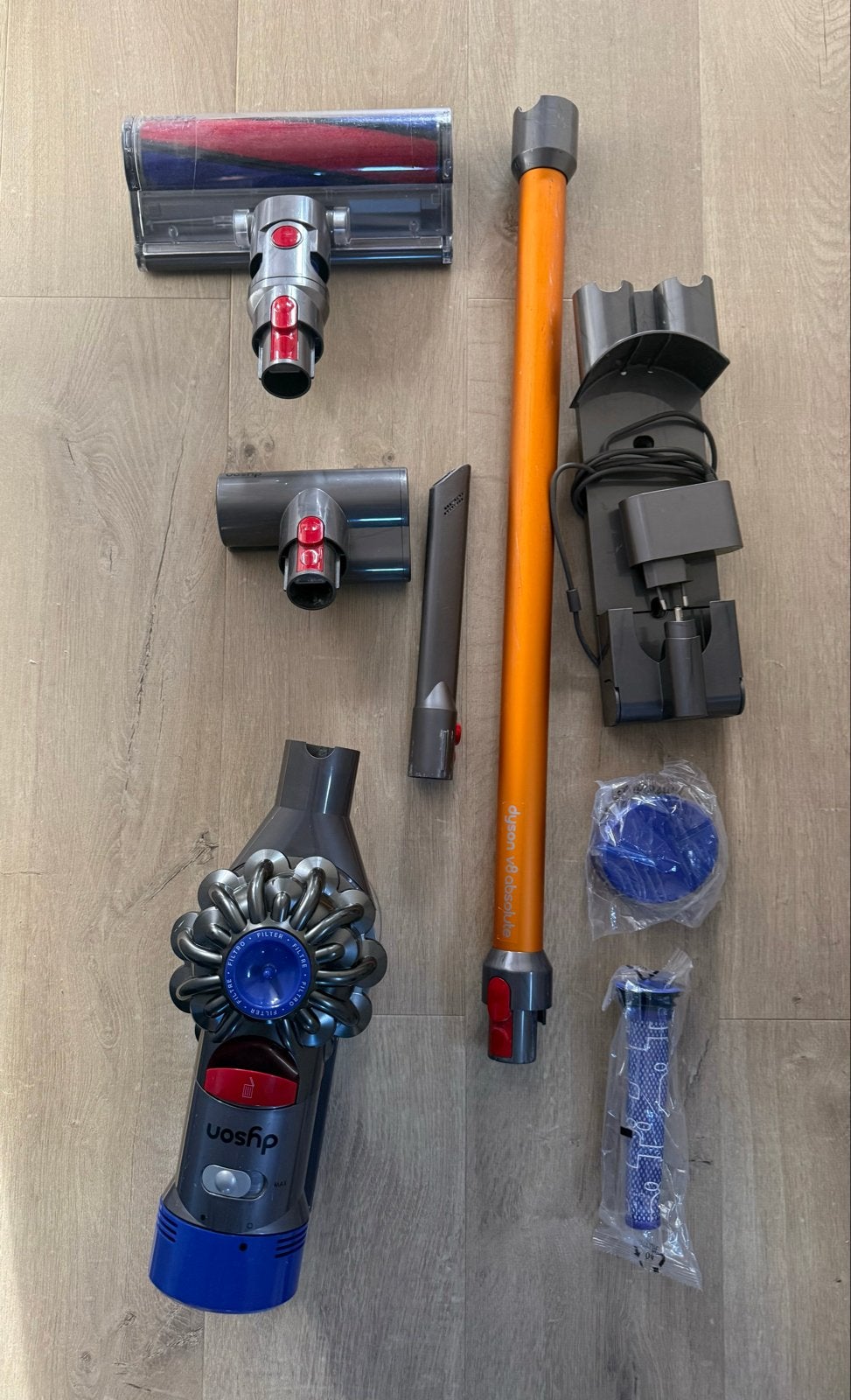 Dyson V8 Absolute met nieuwe filters en accu, Witgoed en Apparatuur, Gebruikt, Draadloos, Ophalen of Verzenden, Dyson