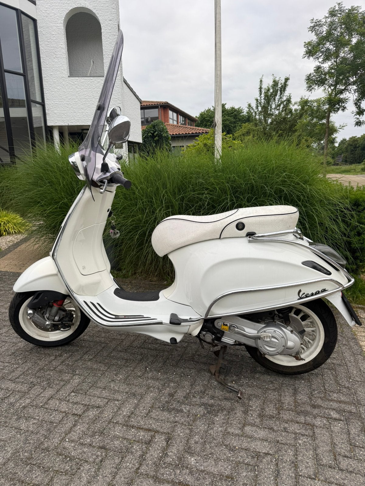 Witte Vespa Sprint, Ophalen, Maximaal 45 km/u, Vespa S, Zo goed als nieuw