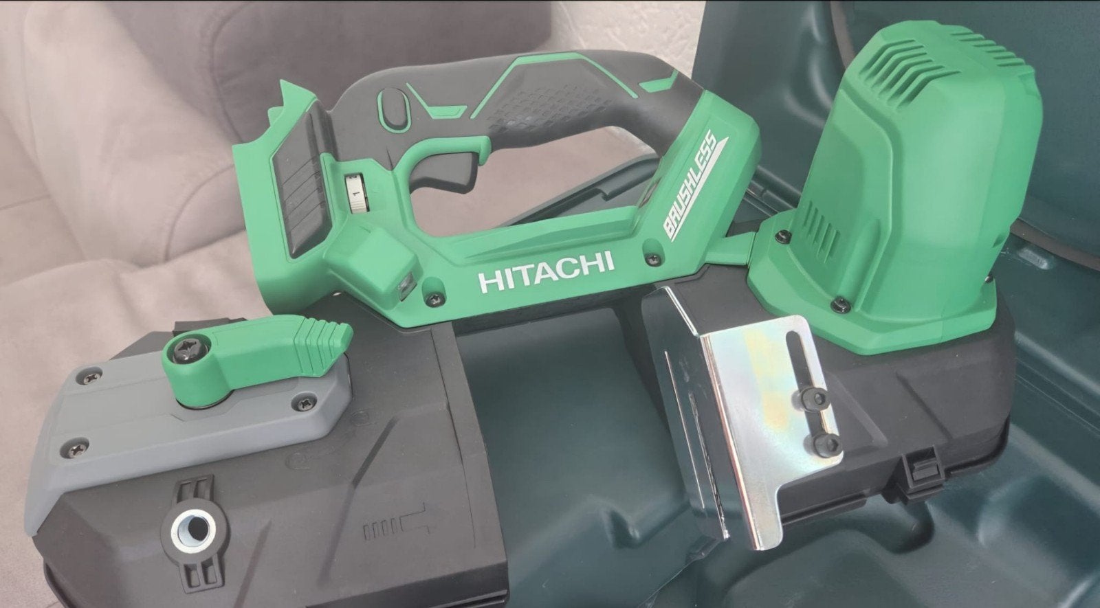 Hitachi accu lintzaag - Nieuw, Doe-het-zelf en Verbouw, Gereedschap | Zaagmachines, Nieuw, 600 tot 1200 watt, Ophalen of Verzenden