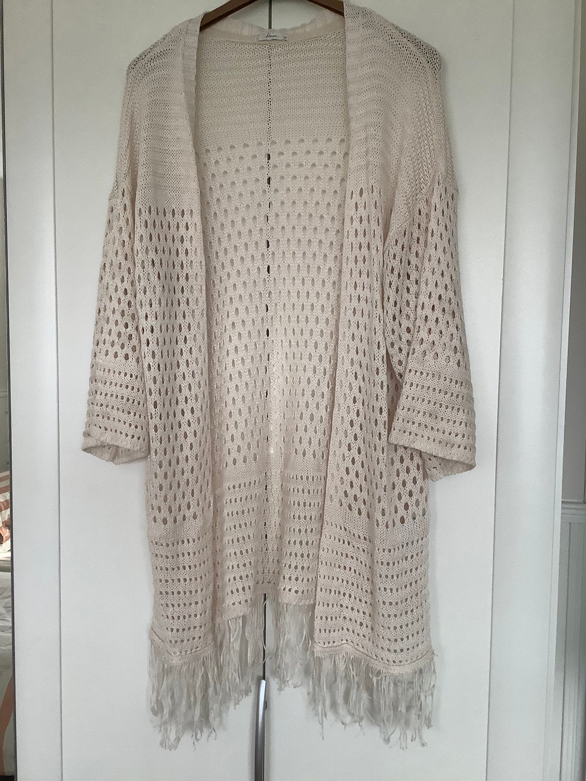 Mooi vest maat L, Kleding | Dames, Grote Maten, Ophalen of Verzenden, Zo goed als nieuw, Overige kleuren, Trui of Vest