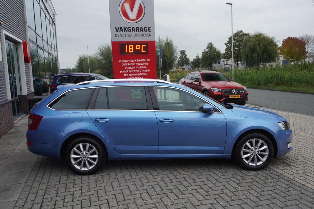 Skoda Octavia Combi 1.4 TSI G-TEC Ambition Businessline / Ca, Auto's, Skoda, Voorwielaandrijving, Stof, Gebruikt, 4 cilinders