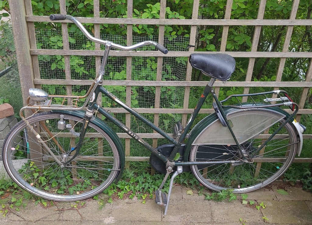 Dames Fiets Oldtimer, Ophalen