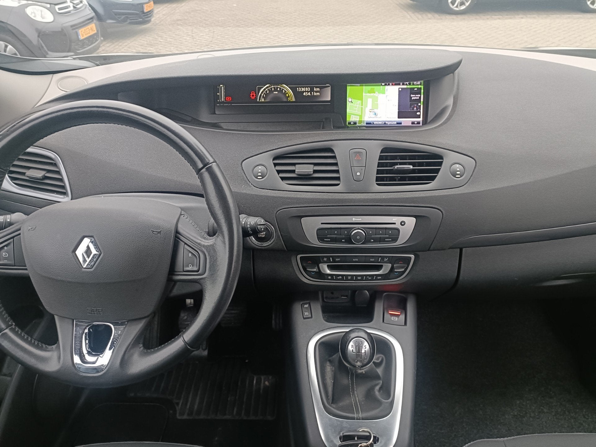 Renault Grand Scénic 1.2 Limited/NAVI/CRUISCONT/TREKHAK, Auto's, Voorwielaandrijving, Gebruikt, 4 cilinders, 132 pk