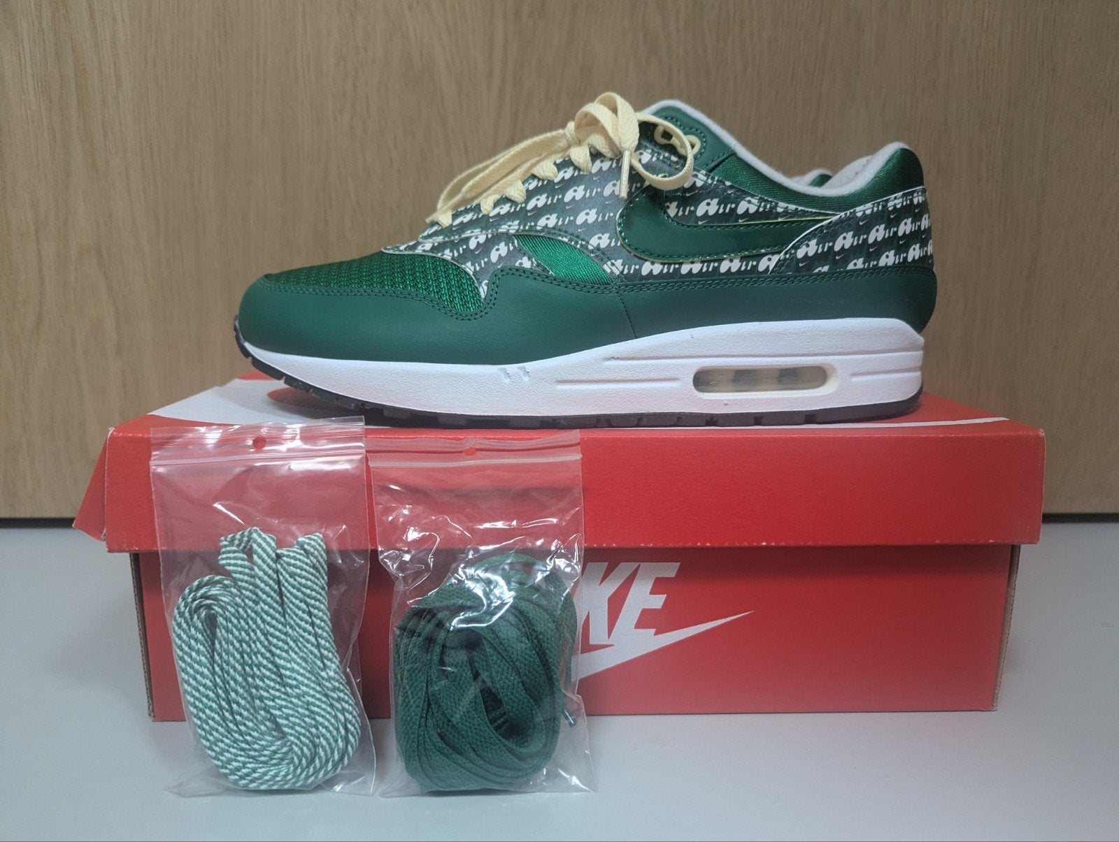 Nike Air Max 1 PRM - Limeade (2020) - Maat 45.5, Kleding | Heren, Schoenen, Overige kleuren, Nike, Ophalen of Verzenden, Sneakers of Gympen