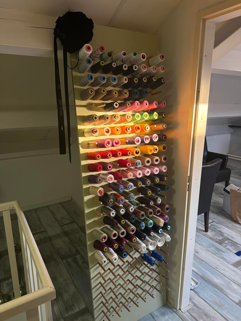 Handig Opbergrek voor Garenklossen - 203x62 cm, Huis en Inrichting, Kasten | Stellingkasten, Gebruikt, Ophalen