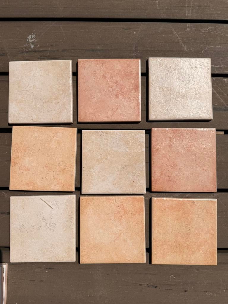 Wandtegeltjes 10x10cm in drie kleuren +/- 2m2, Ophalen, Minder dan 20 cm, Zo goed als nieuw, Minder dan 5 m²