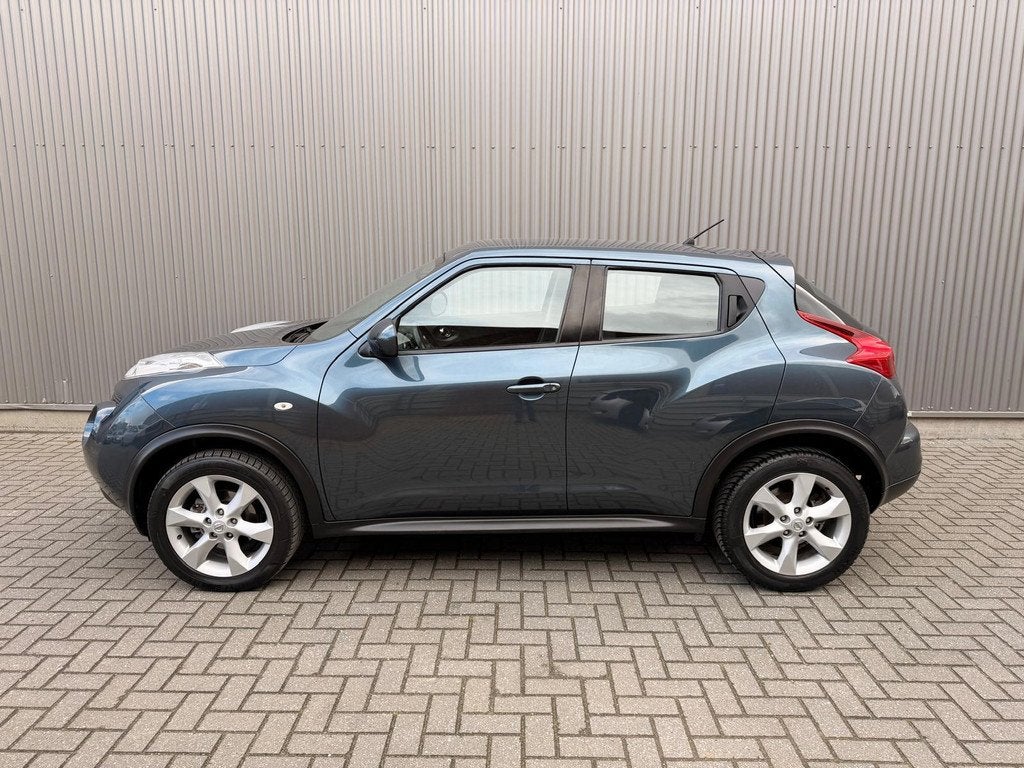 Nissan Juke 1.6 Acenta Automaat|Climate control|Cruise contr, Auto's, Nissan, Euro 5, Zwart, 4 cilinders, Blauw