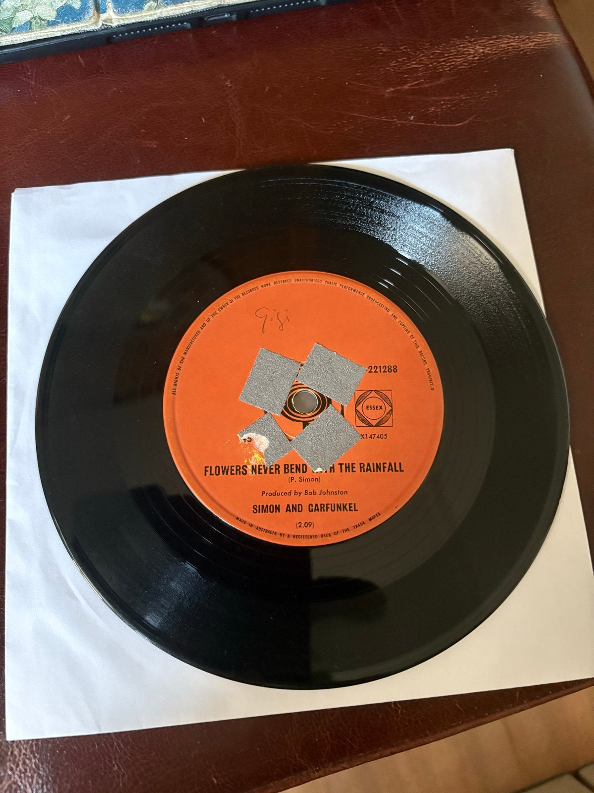 Simon & Garfunkel - Flowers Never Bend / I Am A Rock, Ophalen of Verzenden, Gebruikt, 7 inch