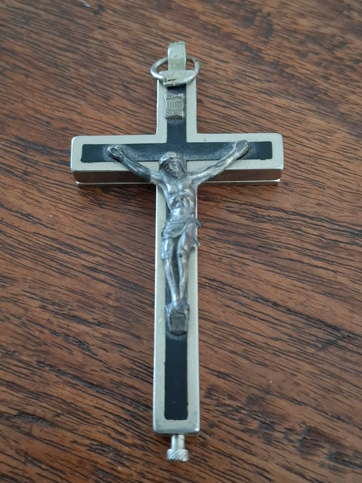 Oud kruisje met met aan de binnenkant Relikwieën, Antiek en Kunst, Ophalen of Verzenden