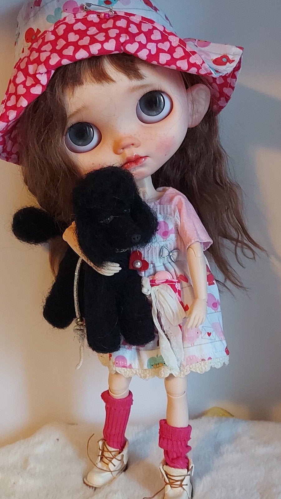 Prachtige Poedel voor Blythe, Verzamelen, Poppen, Ophalen of Verzenden, Zo goed als nieuw, Kleertjes