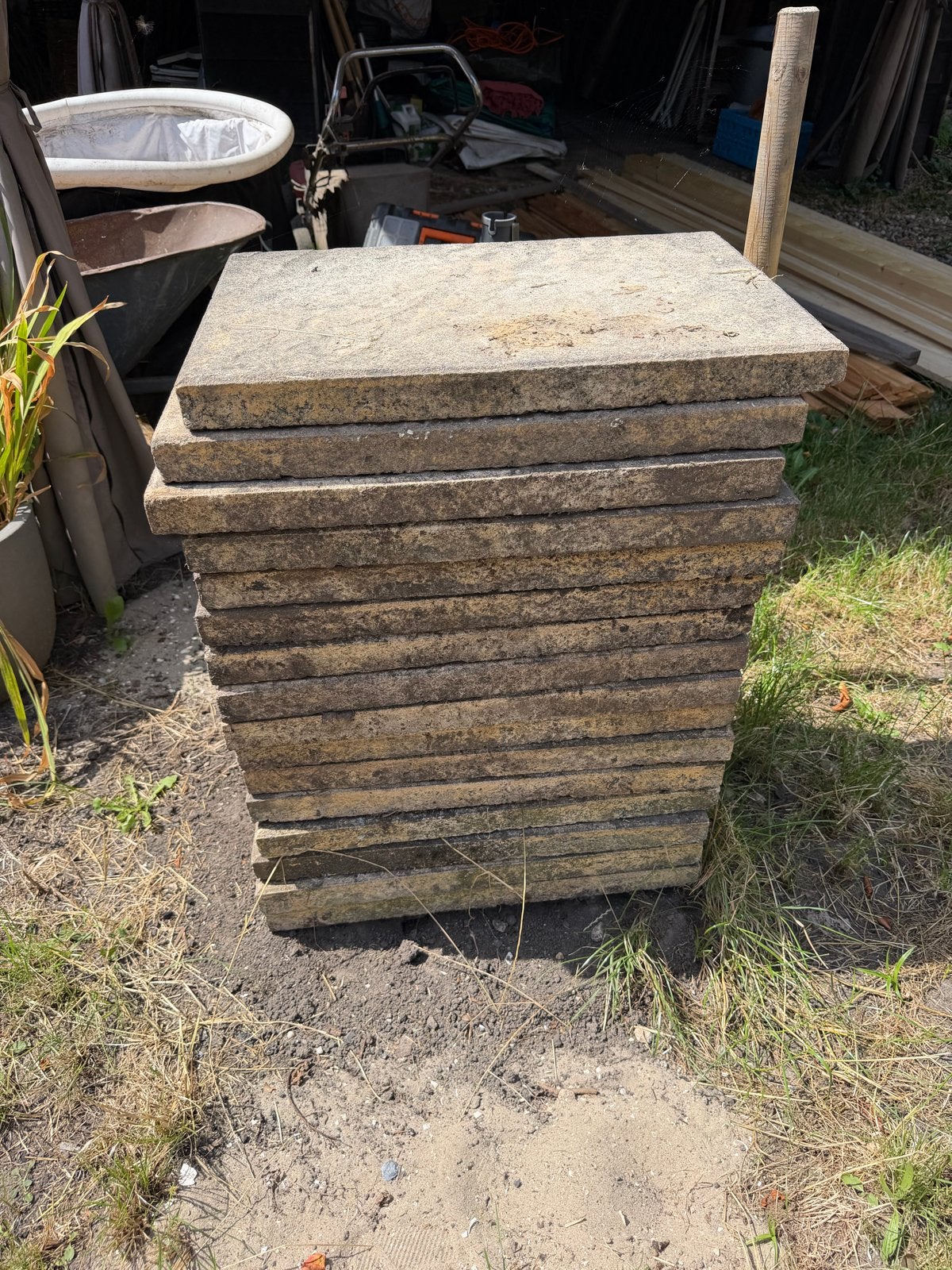 Gebruikte terrastegels van beton - 74 stuks, Tuin en Terras, Ophalen, Gebruikt, 10 m² of meer, Beton