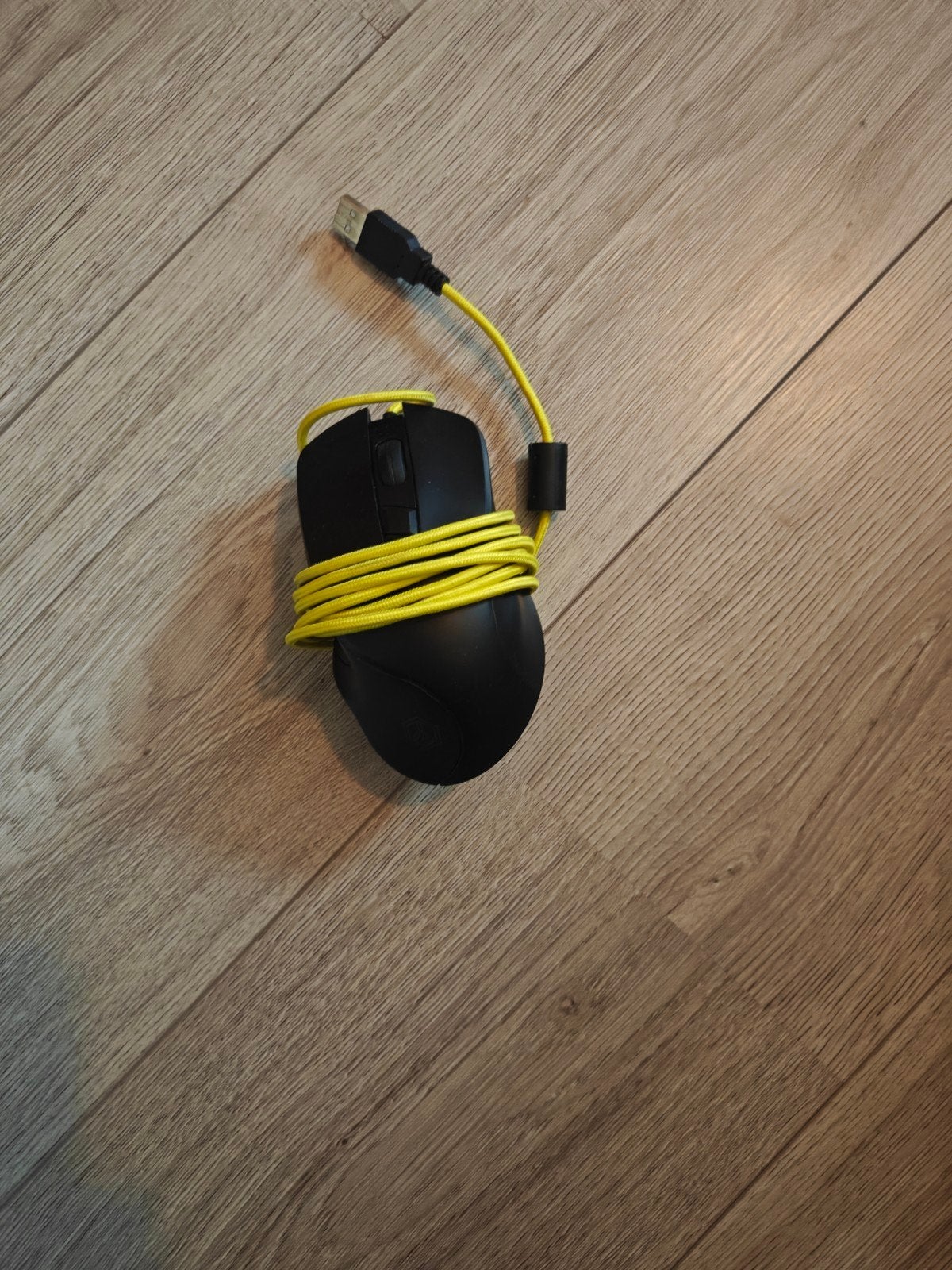 isy igm-2000 gaming mouse, Computers en Software, Muizen, Muis, Gaming muis, Ophalen of Verzenden, Zo goed als nieuw