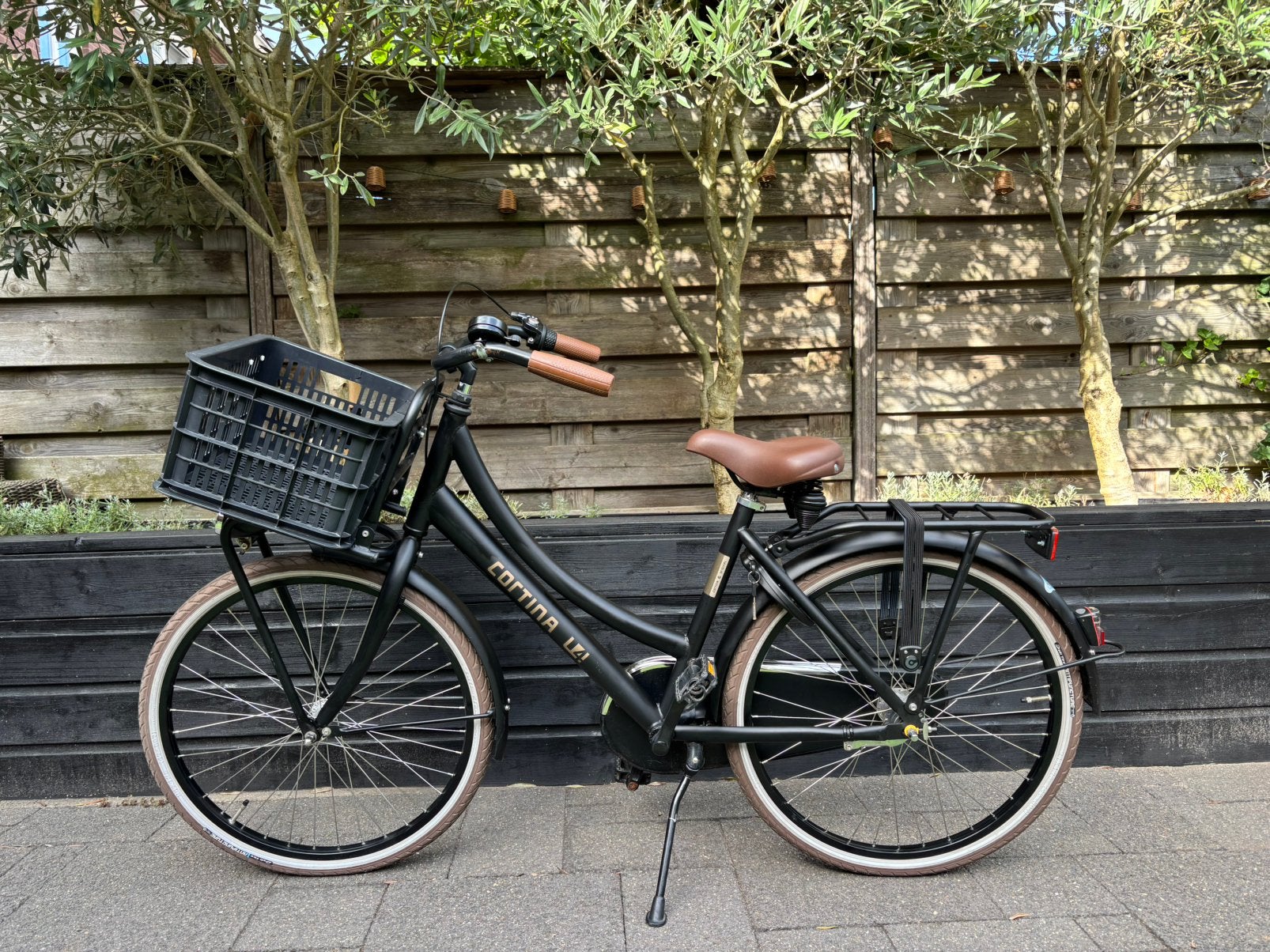 Zwarte Cortina U4 fiets - 24 inch, Ophalen, Terugtraprem, Versnellingen, Gebruikt