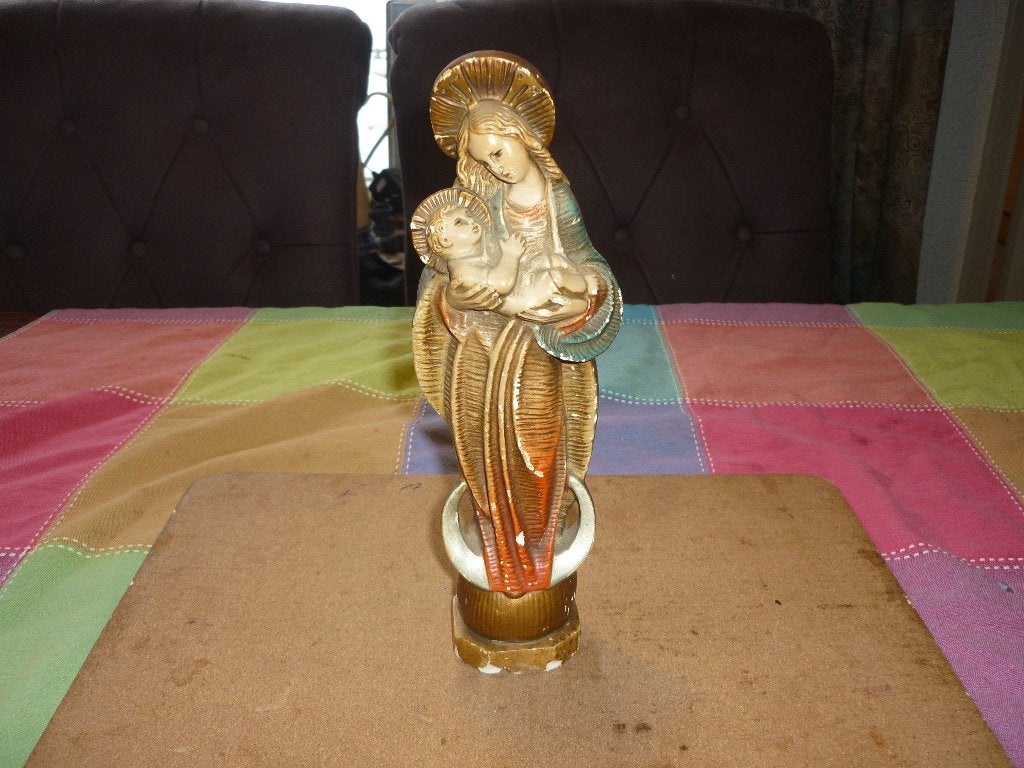 Mooie Maria met kindje Jezus in de armen in goede staat, Ophalen of Verzenden