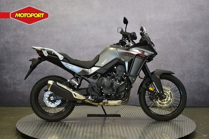 Honda XL 750 TRANSALP (bj 2024), Info@motoportwormerveer.nl, Honda Motor Europe, Bedrijf, Crystal Bldng B-Unit B11.2 Rivium Blv200
2909 LK  Capelle aan den IJsel, NL
