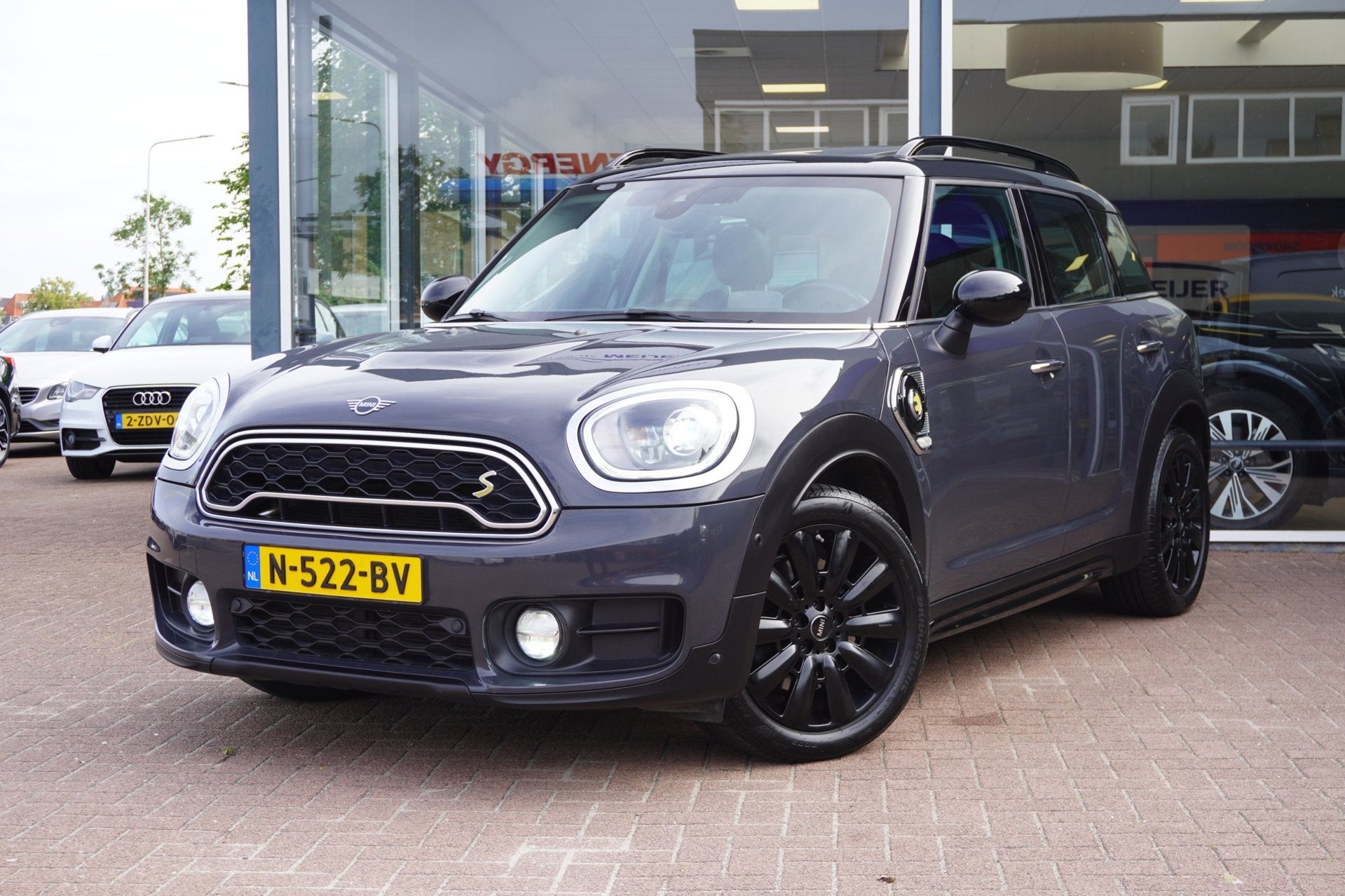Mini Countryman 1.5 Cooper S E ALL4 Chili Automaat | Navigat